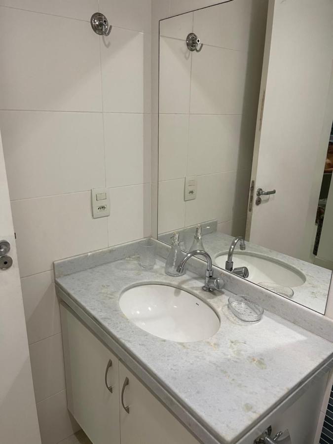 Apartamento Com Varanda E Piscina Кабу-Фриу Экстерьер фото