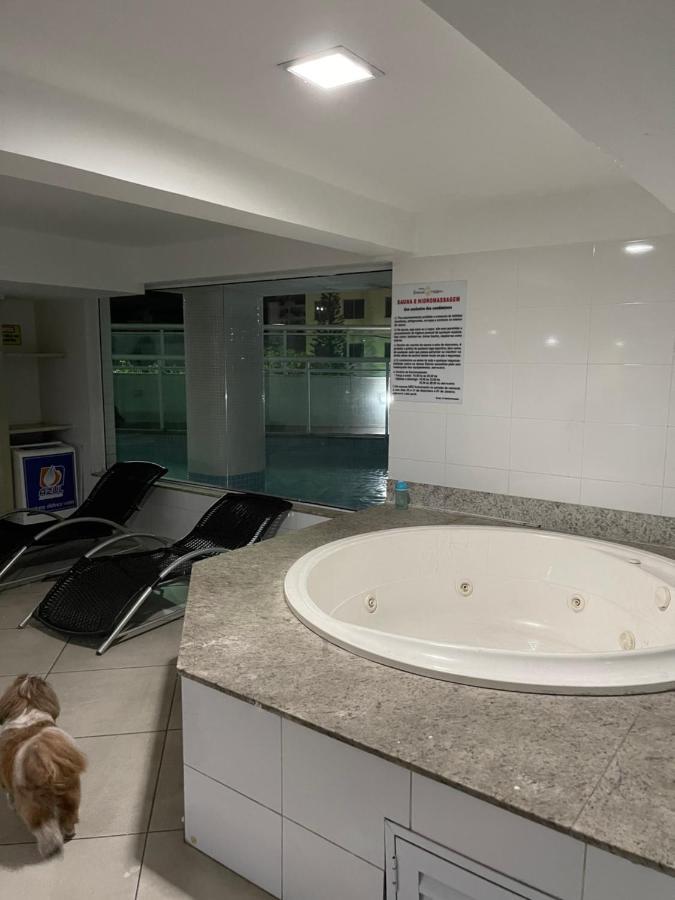 Apartamento Com Varanda E Piscina Кабу-Фриу Экстерьер фото