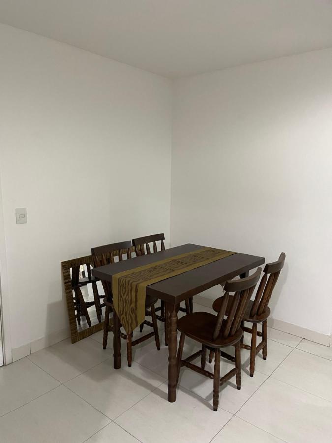 Apartamento Com Varanda E Piscina Кабу-Фриу Экстерьер фото