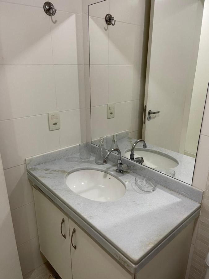 Apartamento Com Varanda E Piscina Кабу-Фриу Экстерьер фото